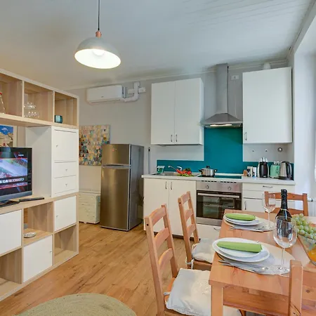 Vicky Loft Gardone-relax & Vittoriale - Happy Appartement *